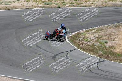 media/Apr-20-2025-AHRMA (Sun) [[393a79c373]]/Race/Group 9/Turn 4b/